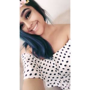 Meet your Posher, Karina